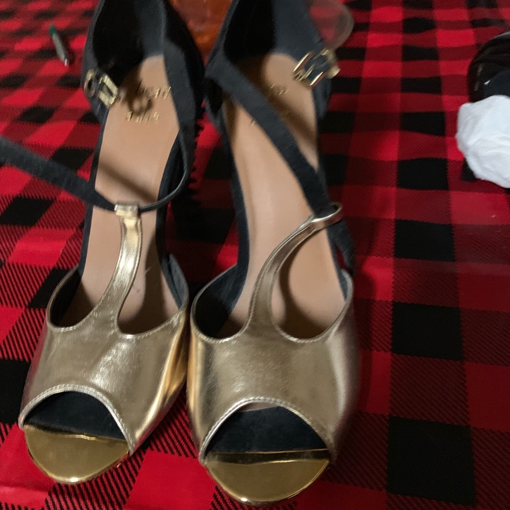 Spiky Pretty - image 3